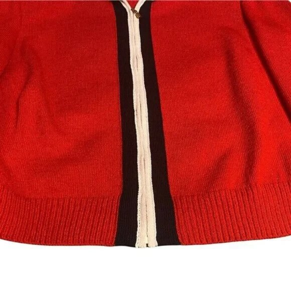 ST JOHN COLLECTION Classic Santana Knit Red Zip Cardigan Sweater Size: P (2) - Picture 3 of 6